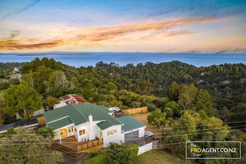 76 Victory Road, Laingholm, Auckland - Carousel 2