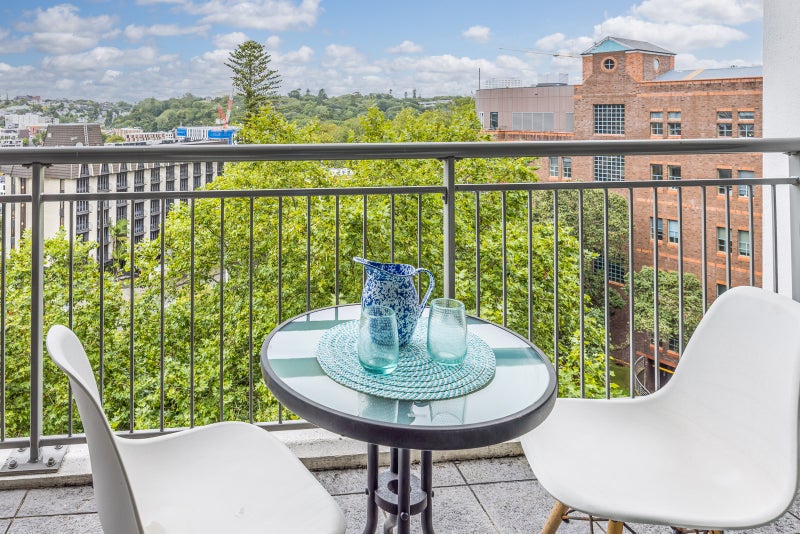 813/1 Parliament Street, Auckland Central, Auckland - Carousel 2