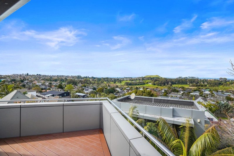 1/733 Remuera Road, Remuera, Auckland - Carousel 1
