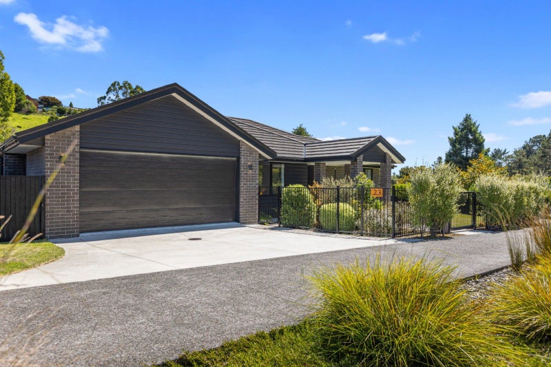 23 Arohena Court, Ohauiti, Tauranga - Carousel 1