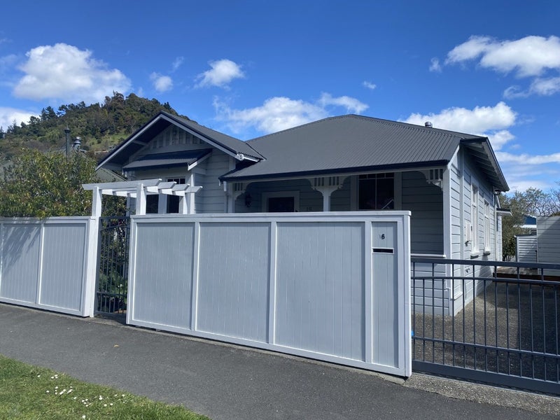 16 Brook Street, The Brook, Nelson - Carousel 1