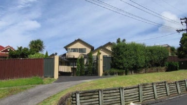 12 Park Rise, Campbells Bay, Auckland - Carousel 1