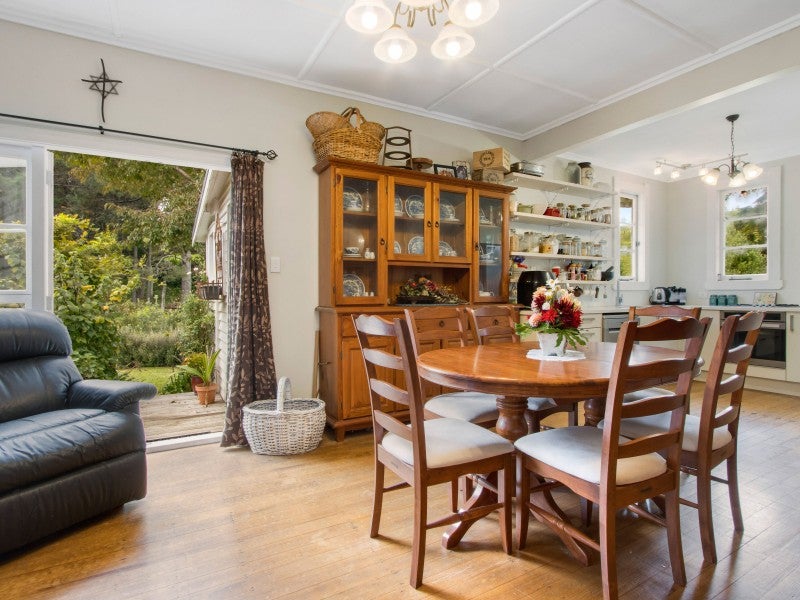 174A Lund Road, Katikati - Carousel 1