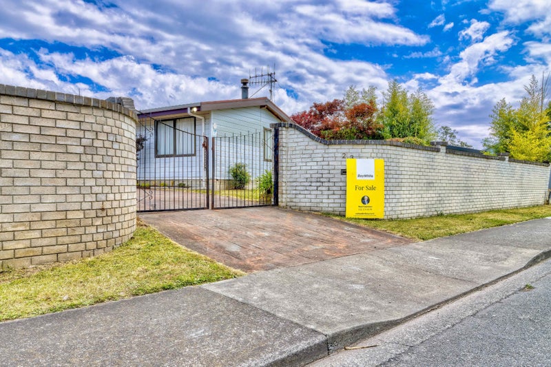 231 Flaxmere Avenue, Flaxmere, Hastings - Carousel 1