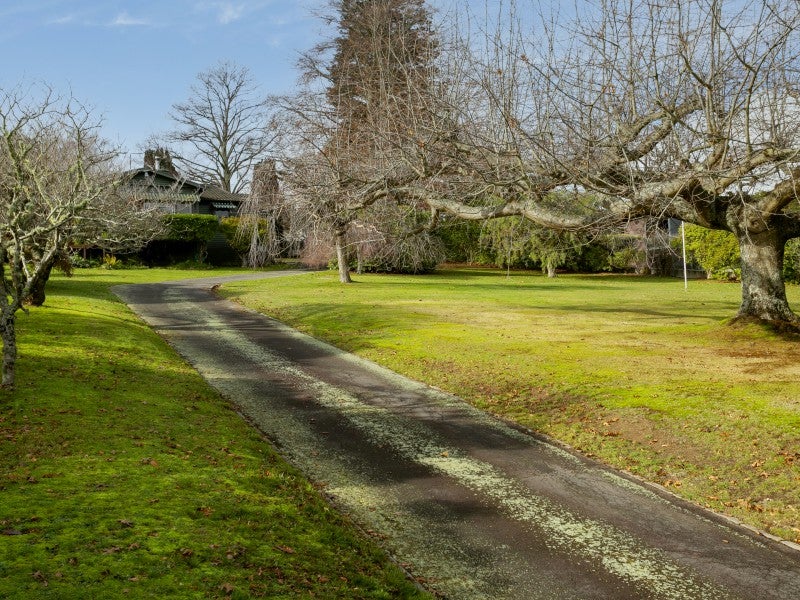 150 Lake Terrace, Hilltop, Taupo - Carousel 2