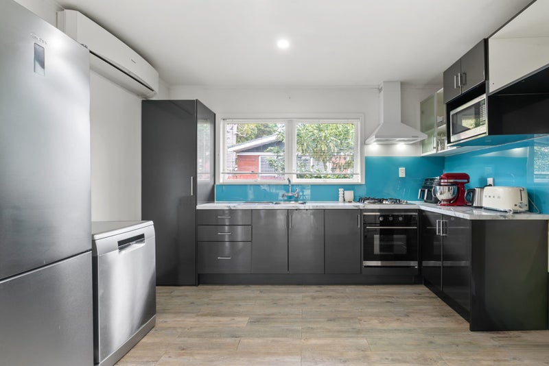 1/33 Butterworth Avenue, Opaheke, Papakura, Auckland - Carousel 2