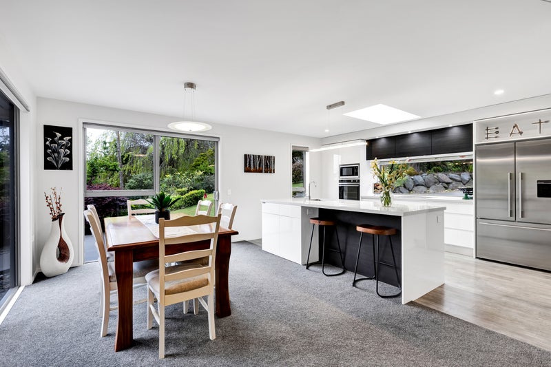 184B Seaview Road, Westown, New Plymouth - Carousel 2