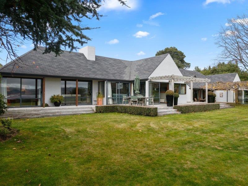 9 Otupai Street, Two Mile Bay, Taupo - Carousel 1