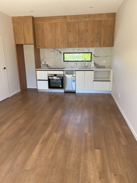 1 Benchmark Drive, Massey, Auckland - Carousel 2