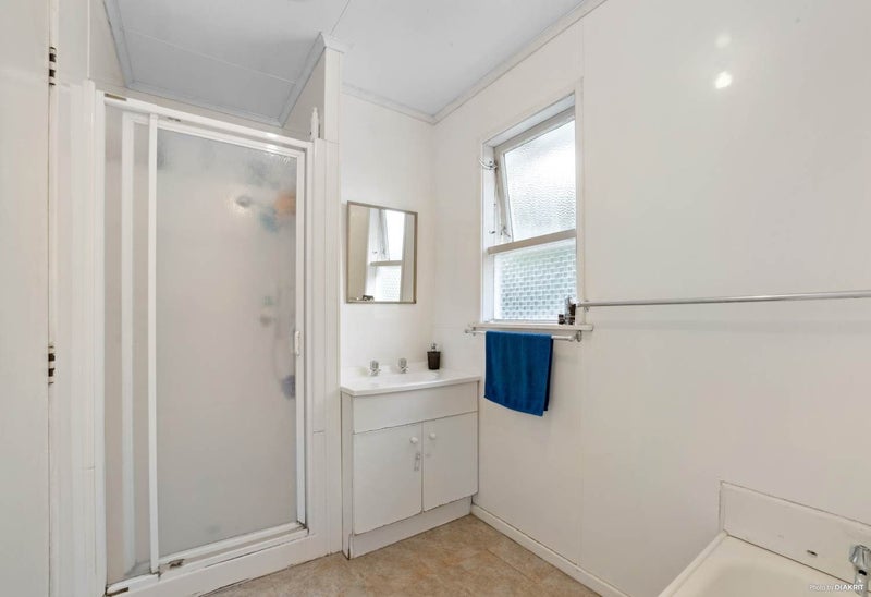 14 Aplin Place, Birkdale, Auckland - Carousel 6