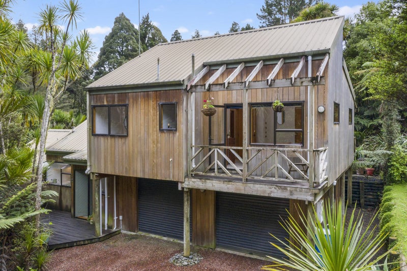 779A West Coast Road, Oratia, Auckland - Carousel 2