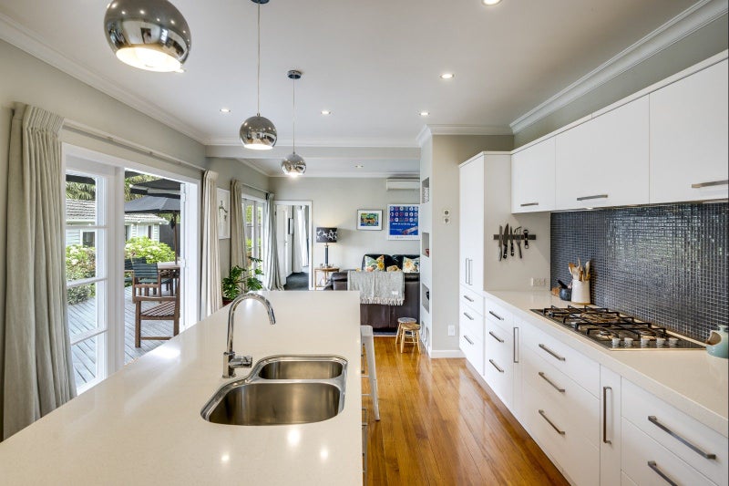 24 Herrick Street, Marewa, Napier - Carousel 2