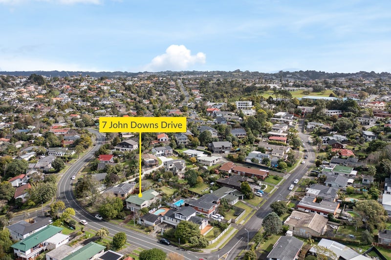 7 John Downs Drive, Browns Bay, Auckland - Carousel 17