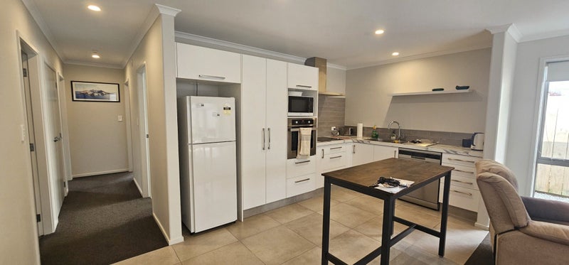 4 Belt Lane, Papamoa - Carousel 2