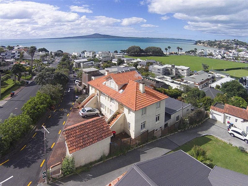 3 Auckland Road, St Heliers, Auckland - Carousel 1