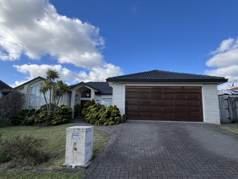 6 Annagary Rise, Dannemora, Auckland - Carousel 1