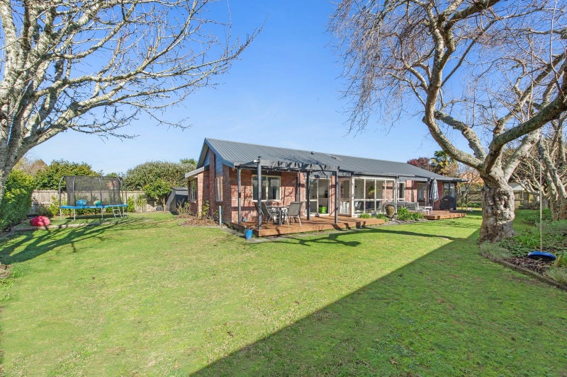 15 Halcione Close, Flagstaff, Hamilton - Carousel 2
