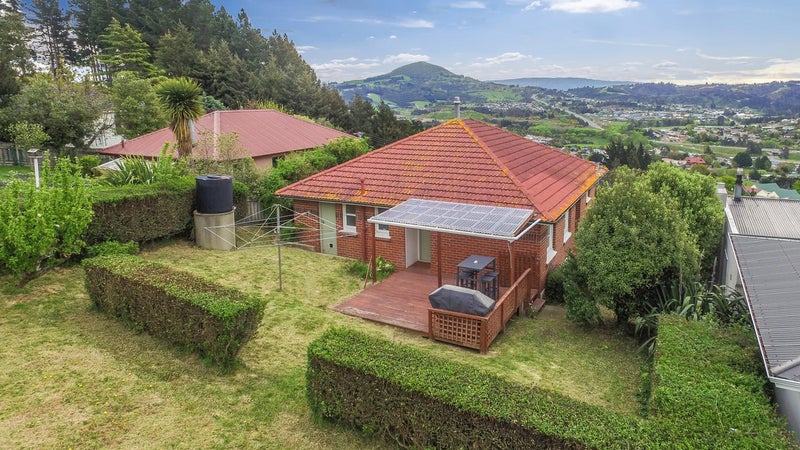 13 Church Hill Road, Green Island, Dunedin - Carousel 19