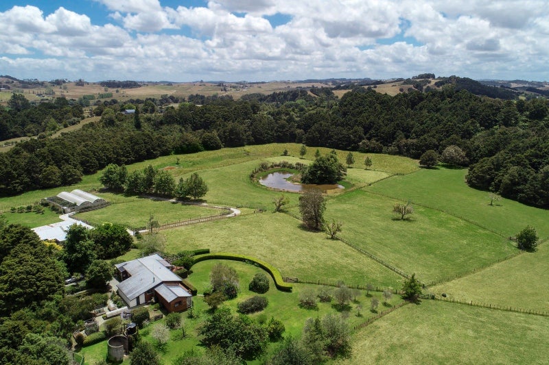 561 Whangaripo Valley Road, Whangaripo, Wellsford - Carousel 1