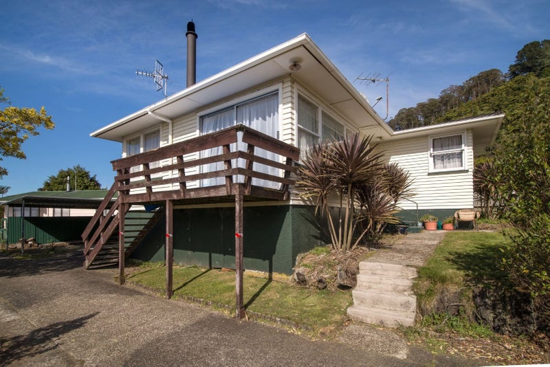 18A Robin Street, Selwyn Heights, Rotorua - Carousel 1