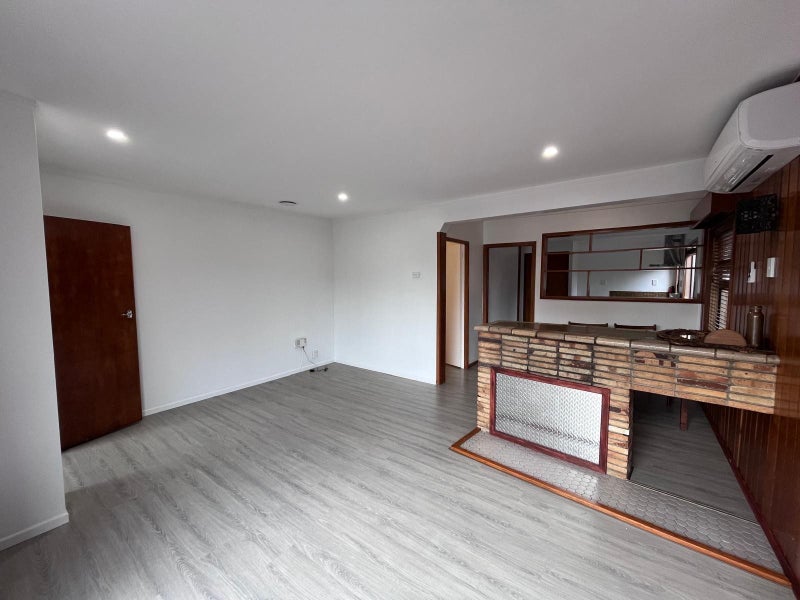 6 Withers Road, Glen Eden, Auckland - Carousel 2