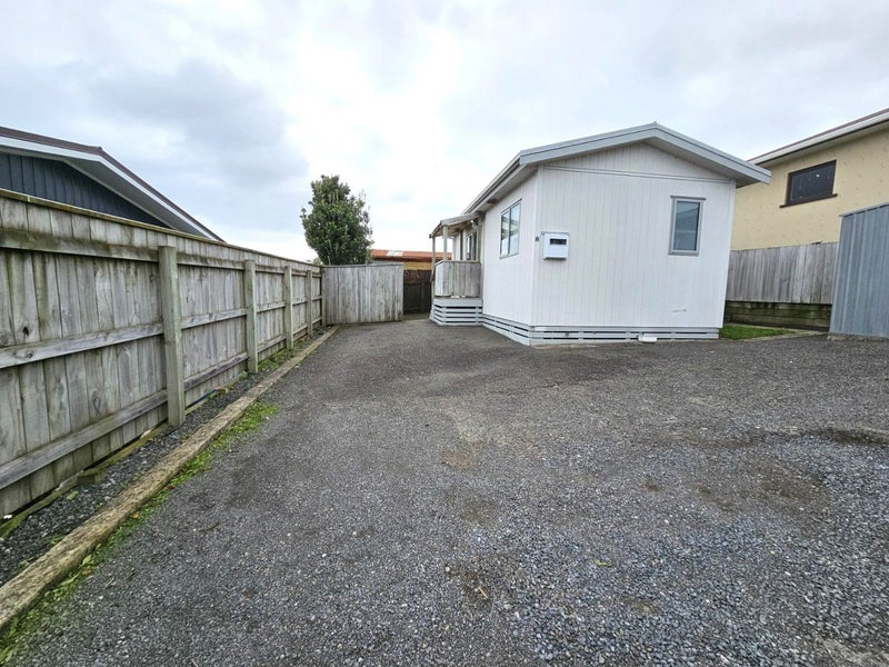 10A Paritutu Road, Spotswood, New Plymouth - Carousel 6