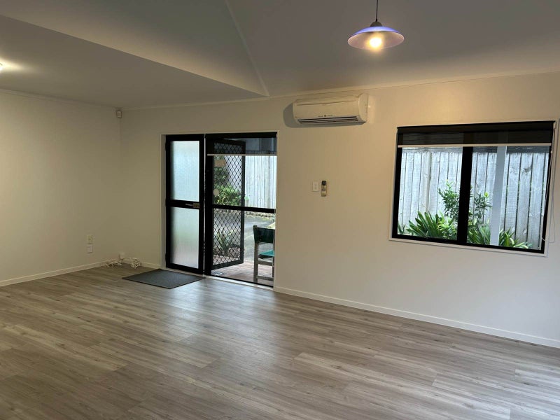 2/74 Whitford Road, Botany Downs, Auckland - Carousel 2