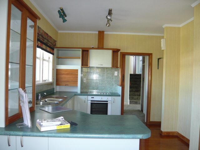 3 Garnett Avenue, Forest Lake, Hamilton - Carousel 2