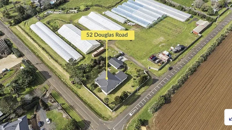 52 Douglas Road, Mercer - Carousel 1