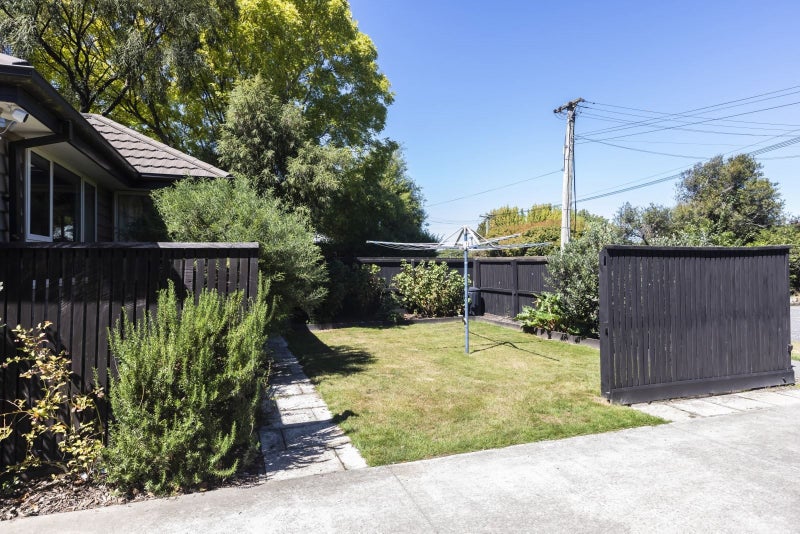 88 Brookside Terrace, Bryndwr, Christchurch - Carousel 26
