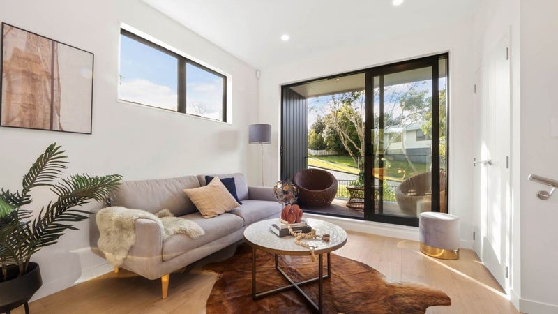 1/13 Crosby Road, West Harbour, Auckland - Carousel 1