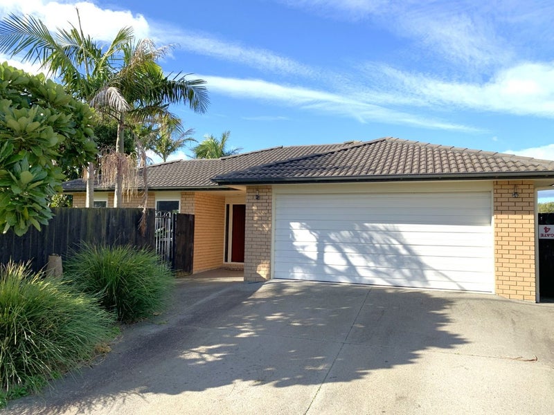 16 Omega Place, Coastlands, Whakatane - Carousel 1