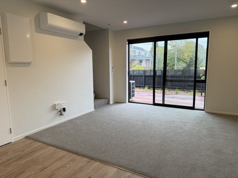 13/122 Waimairi Road, Ilam, Christchurch - Carousel 2