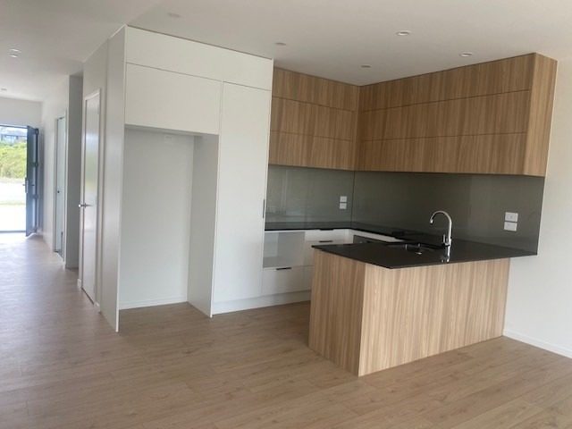 40 Mahutonga Avenue, Beachlands, Auckland - Carousel 2