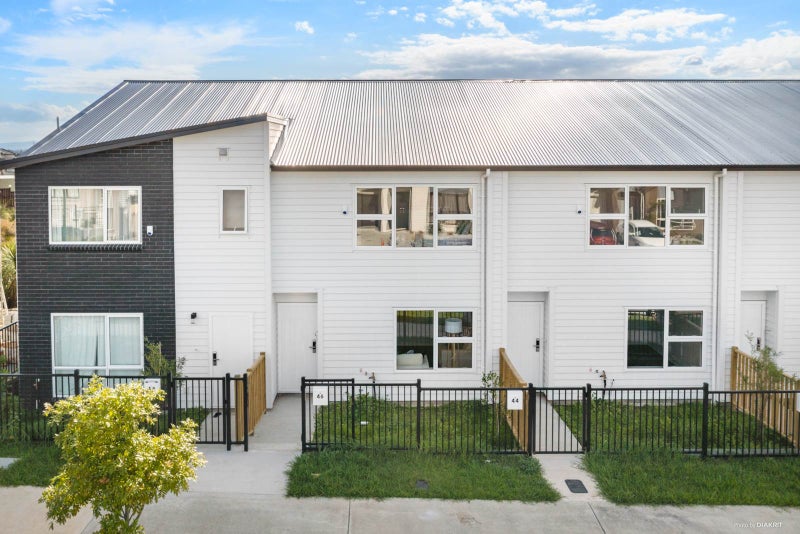 46 Cloonlyon Drive, Flat Bush, Auckland - Carousel 1