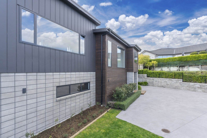 21 Coprosma Crescent, Waipahihi, Taupo - Carousel 2