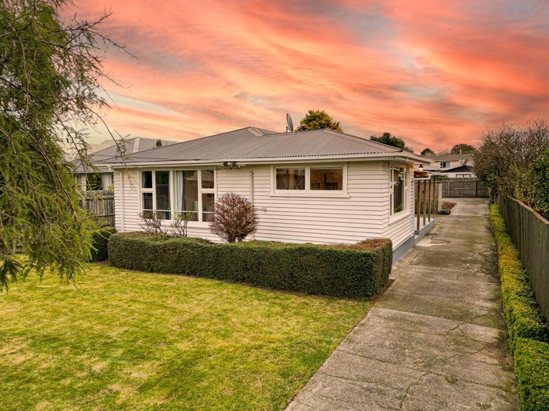 149 Avonhead Road, Avonhead, Christchurch - Carousel 1