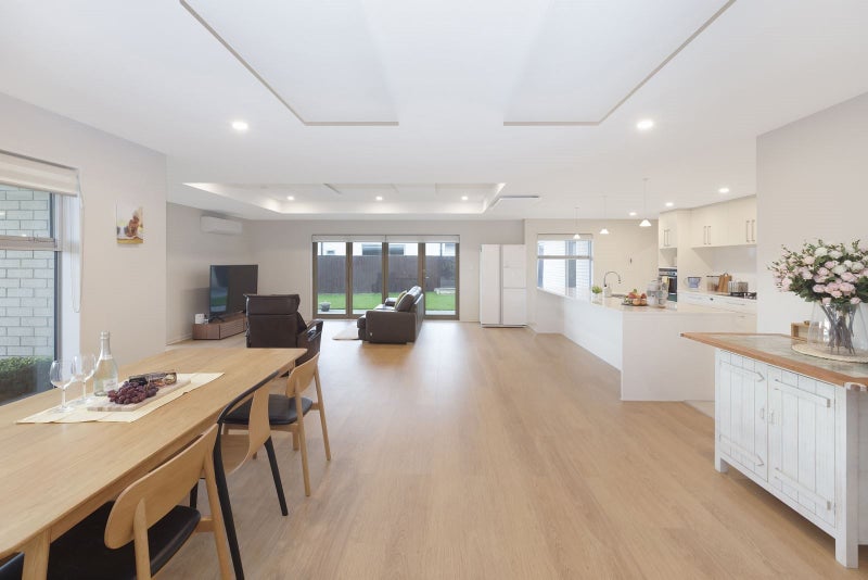 94 Rannoch Drive, Broomfield, Christchurch - Carousel 1