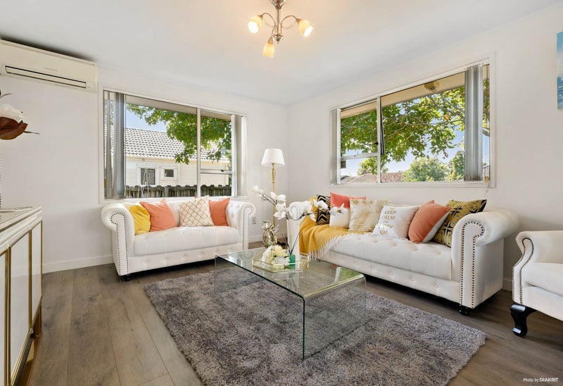 1/3 Tomintoul Place, Highland Park, Auckland - Carousel 4