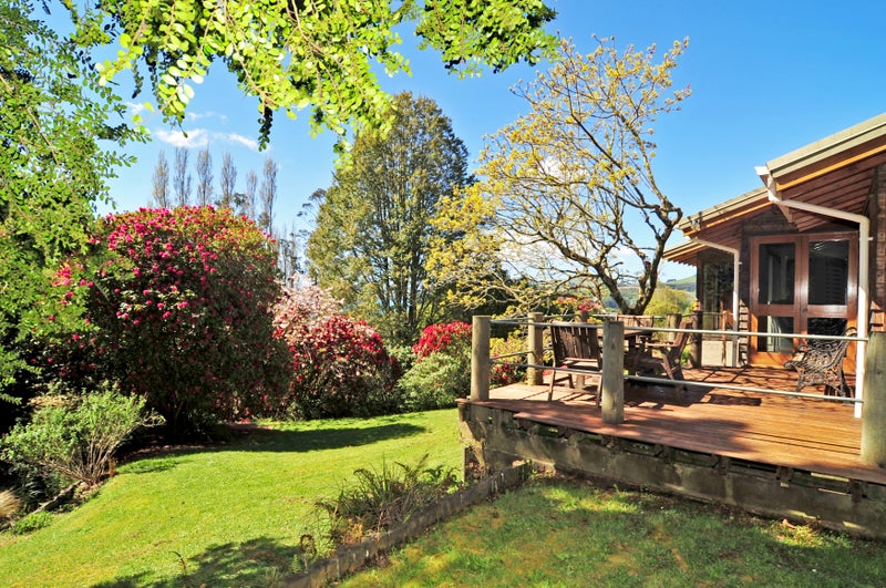 26 Ruru Avenue, Saint Leonards, Dunedin - Carousel 1