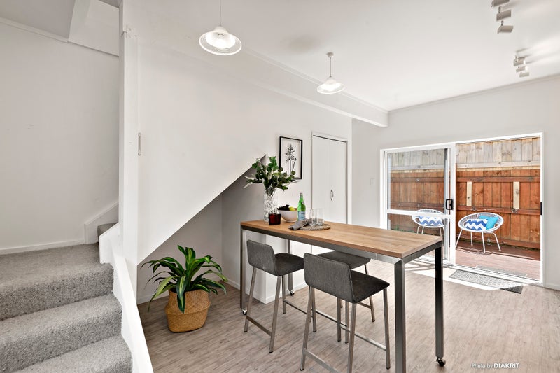 37E Frankmoore Avenue, Johnsonville, Wellington - Carousel 2