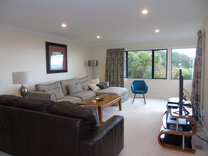 26 Ramphal Terrace, Khandallah, Wellington - Carousel 2