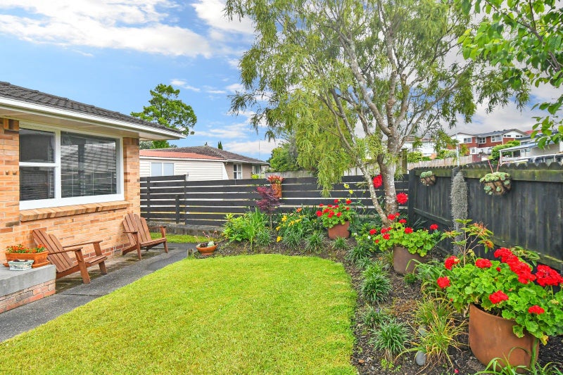 2/3 Opal Avenue, Pakuranga, Auckland - Carousel 2