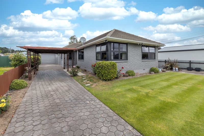 34 Vancouver Crescent, Wainoni, Christchurch - Carousel 1