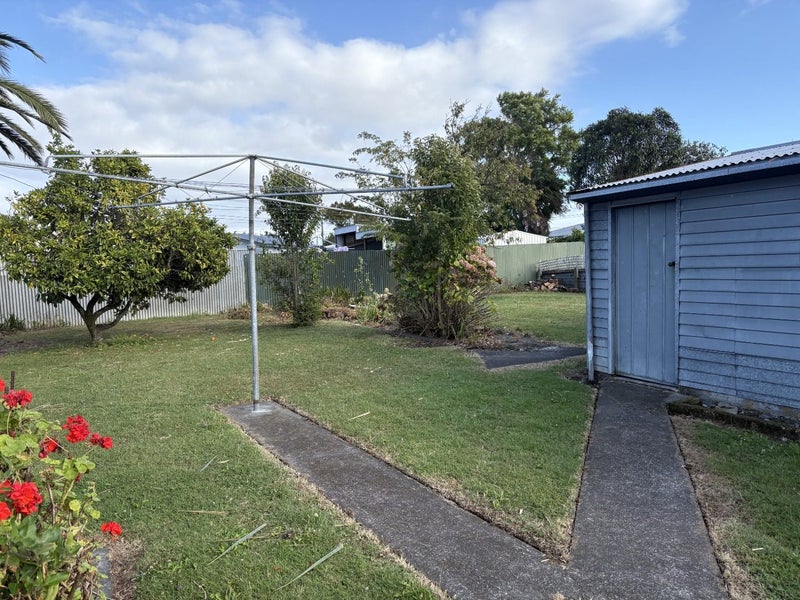 31 Oldham Avenue, Onekawa, Napier - Carousel 2