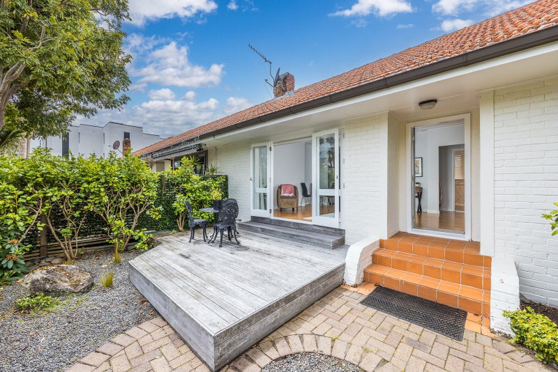 3/2 Atkin Avenue, Mission Bay, Auckland - Carousel 16