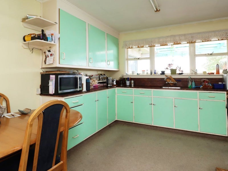 2 Dacre Street, Oamaru North, Oamaru - Carousel 2