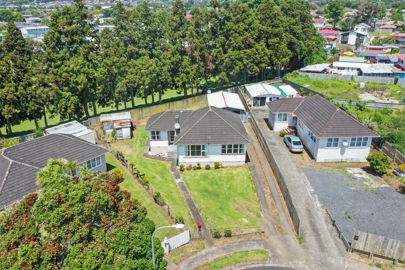 5 Don Place, Otara, Auckland - Carousel 1