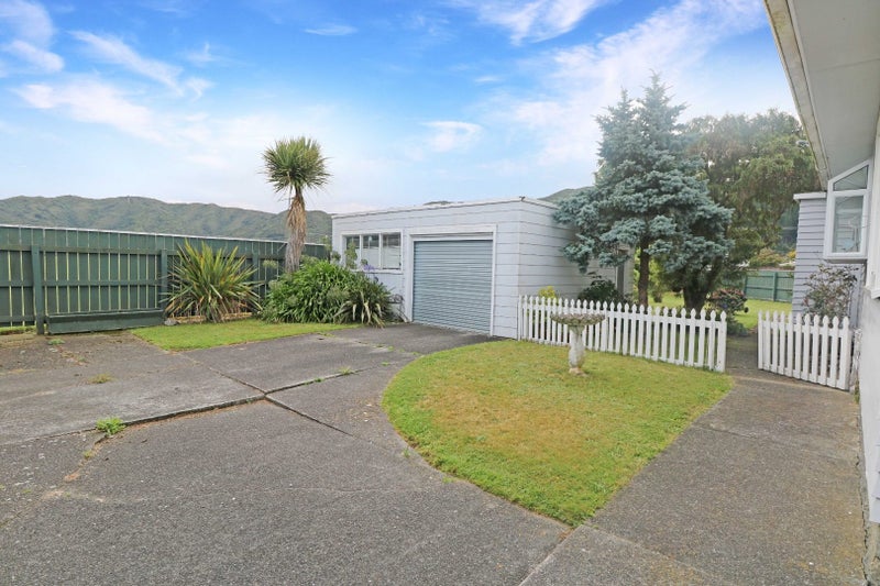 16 Halifax Street, Wainuiomata, Lower Hutt - Carousel 12