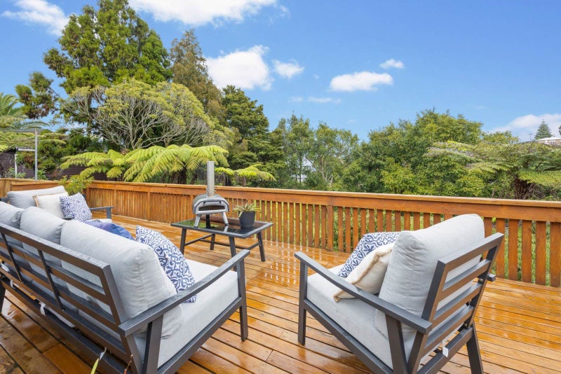 55A Goodall Street, Hillsborough, Auckland - Carousel 1